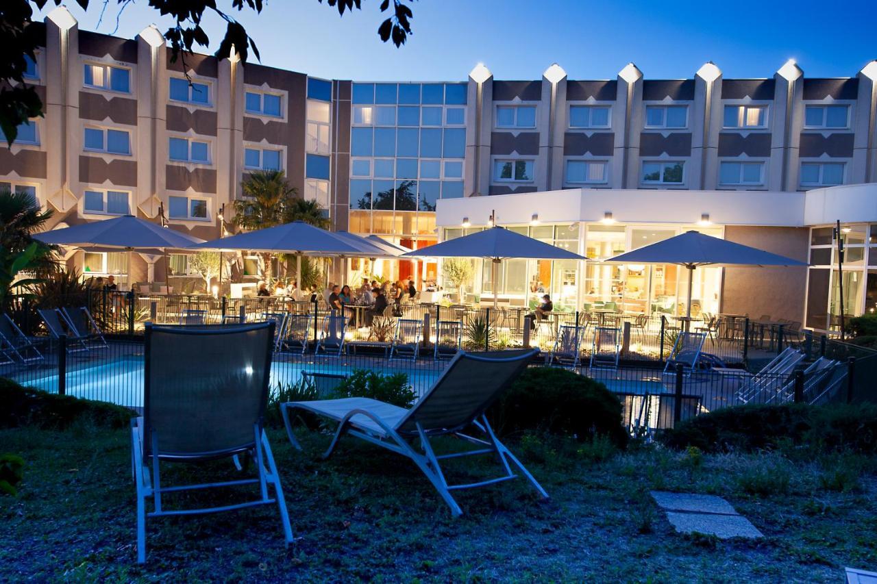 Novotel Clermont-Ferrand Exteriör bild