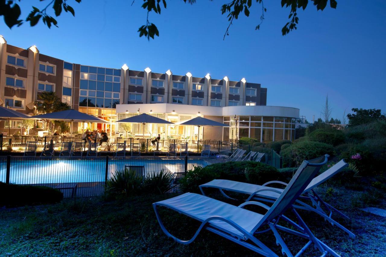 Novotel Clermont-Ferrand Exteriör bild
